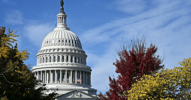 ABD Senatosu Hükümetin Yeniden Açılması İçin Adım Attı