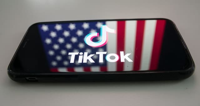 Trump, TikTok anlaşmasını duyurdu: sosyal medya hisseleri hareketlendi
